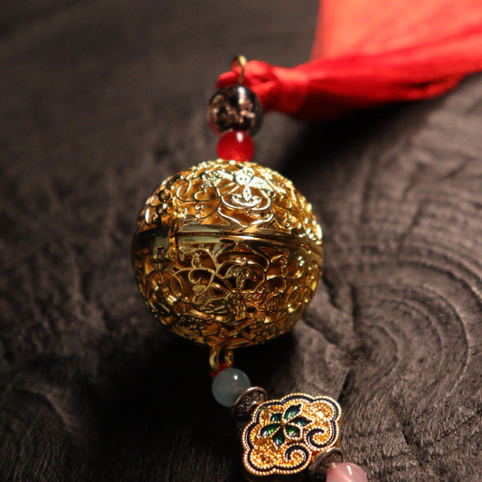 Floral-Bird Pattern Gilded Tassel Sachet