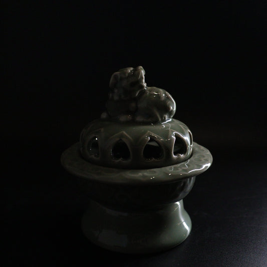 Electric Incense Burner with Suanni Auspicious Beast Design