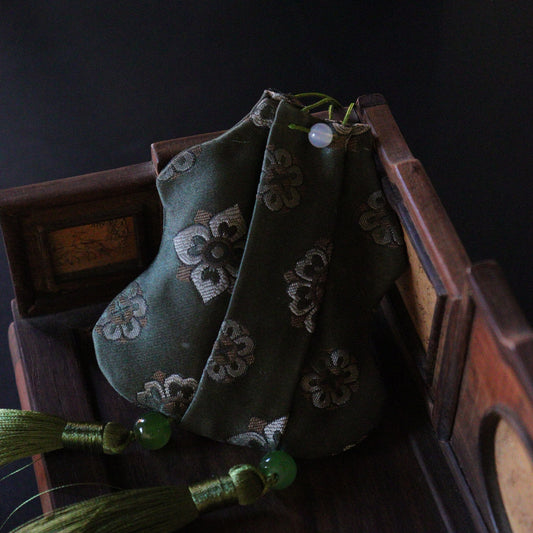 Fangfeng Auspicious Sachet